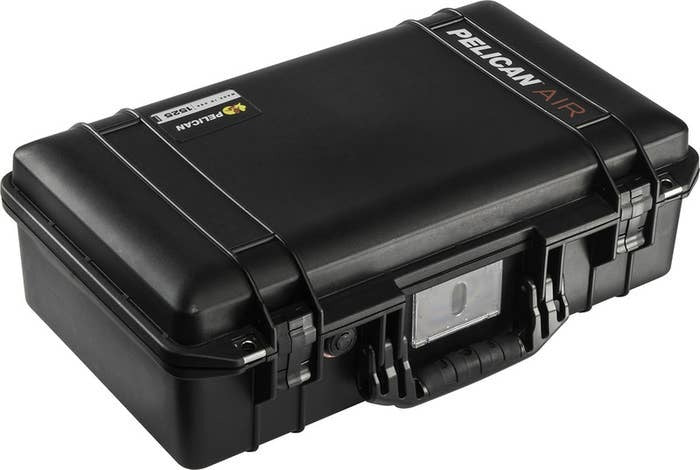 Pelican 1525 AIR Camera Hard Case with foam (BLACK)