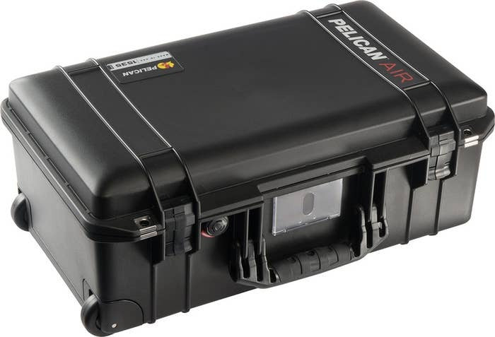 Pelican 1535 AIR Camera Hard Case with foam (BLACK)