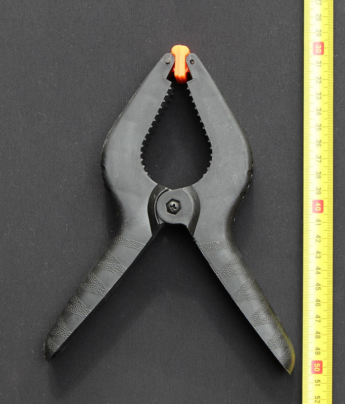 PES Background Clamp