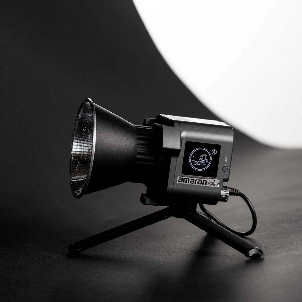 Aputure Amaran COB 60X Bi-Colour LED Light