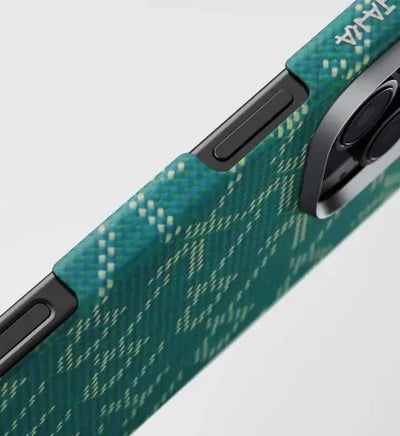 PITAKA Aramid Fibre Ultra-Slim Case for iPhone 16 Pro Max Monogram-Gold/Green