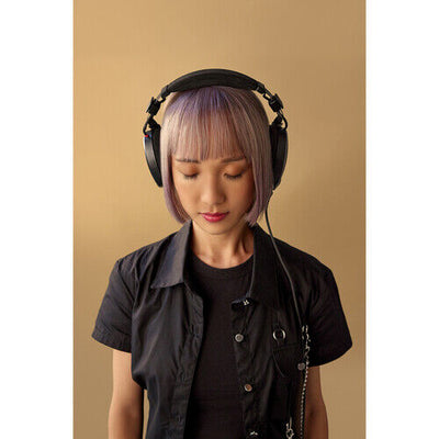 RODE NTH-100 Professional Closed-Back Over-Ear Headphones (Black)